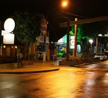 Circulação de pessoas à noite e entrada de veículos estão proibidas em Bonito