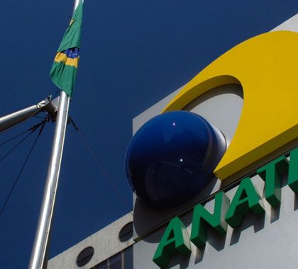Anatel disponibiliza código 111 para auxílio emergencial