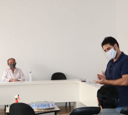 Médicos detalham tratamento de pacientes com Covid-19 em Bonito