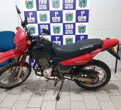 Motocicleta furtada é recuperada com adolescente em Bonito