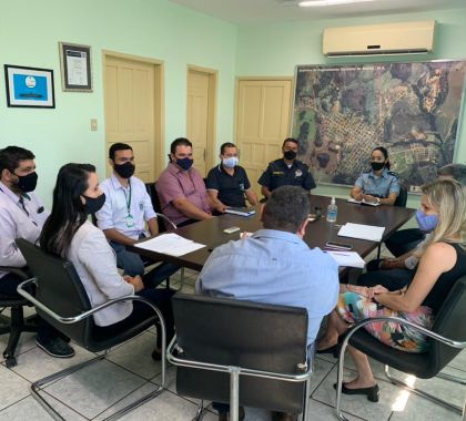 Prefeito de Bonito participa de reunião para discutir ações de fiscalização durante o período de carnaval