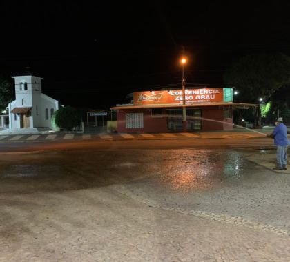 Operação de limpeza é realizada durante madrugada em Bonito