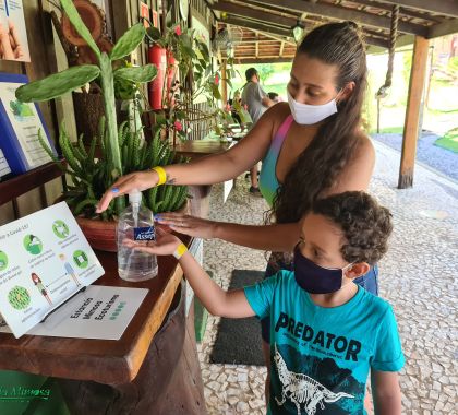 Depoimento de visitante ressalta medidas de prevenção à Covid-19 em passeio de cachoeiras em Bonito