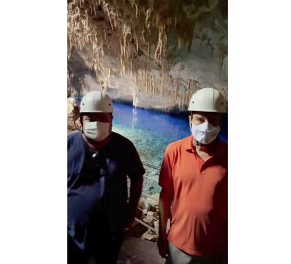 Deputado Paulo Corrêa visita Gruta do Lago Azul