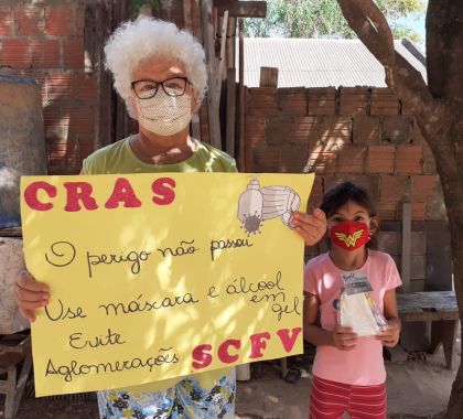SAS faz distribuição de máscaras de proteção e álcool em gel para famílias do SCFV de Bonito