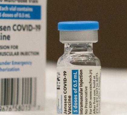 Entrega de 3 milhões de doses da Janssen para o Brasil são antecipadas para este mês