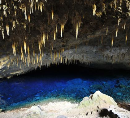 Gruta do Lago Azul e Gruta de Nossa Senhora Aparecida são patrimônios naturais de Bonito