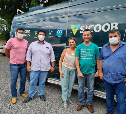Cooperativa Sicoob Médio Oeste chega em Bonito com agência móvel para atender a população