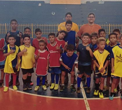 Programa Futuros Talentos inicia com aulas de futsal e vôlei em Bonito