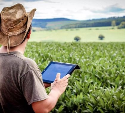Brasil e Japão assinam acordo para desenvolver agricultura digital