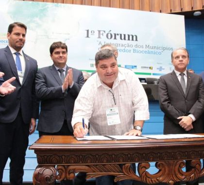 Bonito assina convênios para desenvolvimento da economia e turismo de municípios da Rota Bioceânica