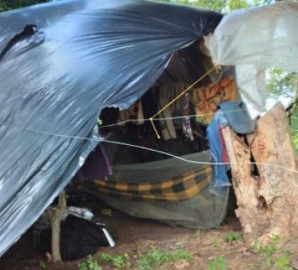 Filha registra pai idoso em situações extremas de trabalho no Pantanal