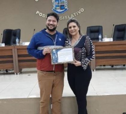 Vereadores entregam Moção a cidadãos de Bonito que ganharam destaque