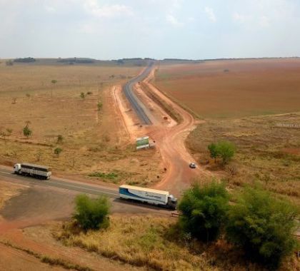 Governo vai pavimentar rodovia que liga o norte do MS ao Pantanal e Bonito